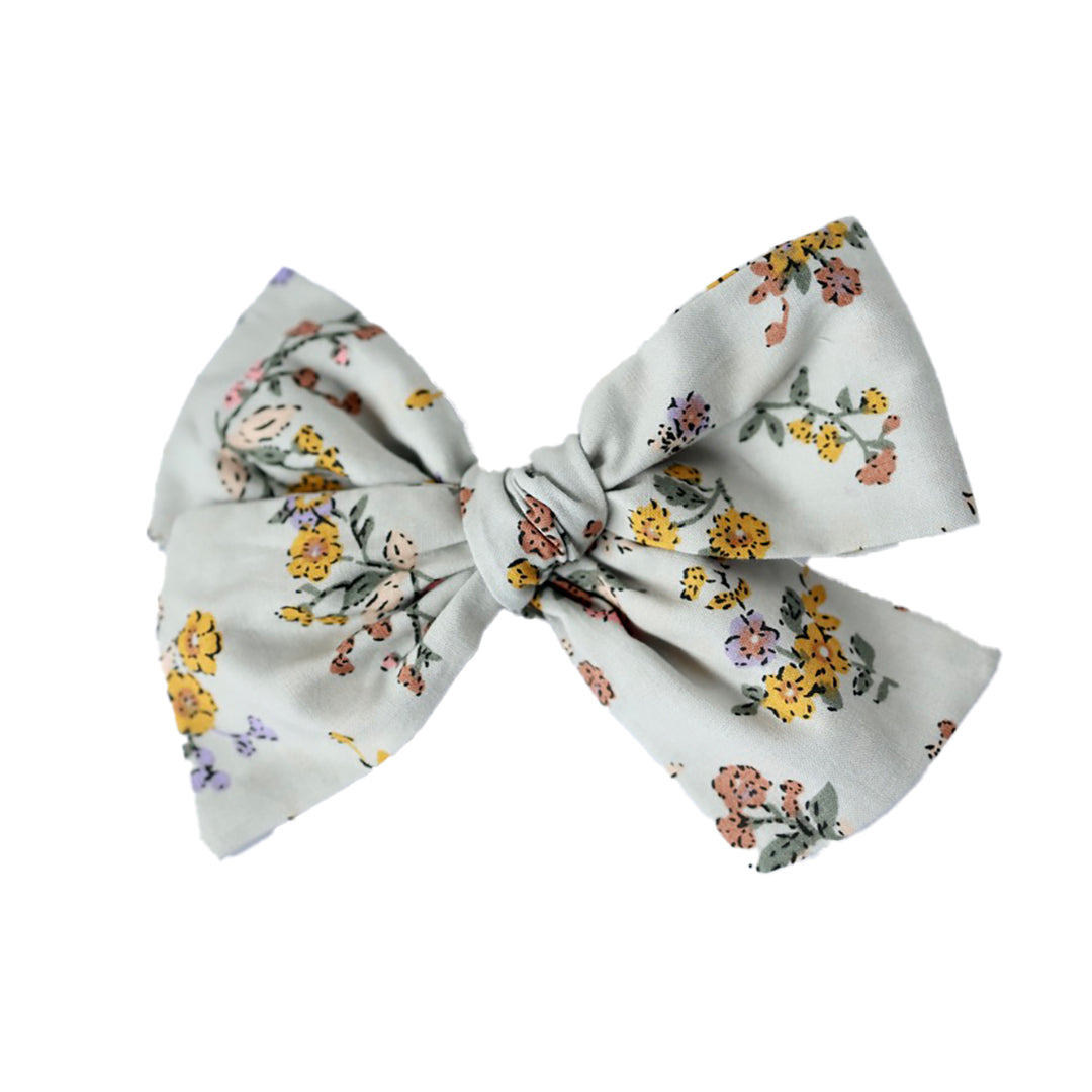 pinwheel bow hair clip - dove grey geranium floral