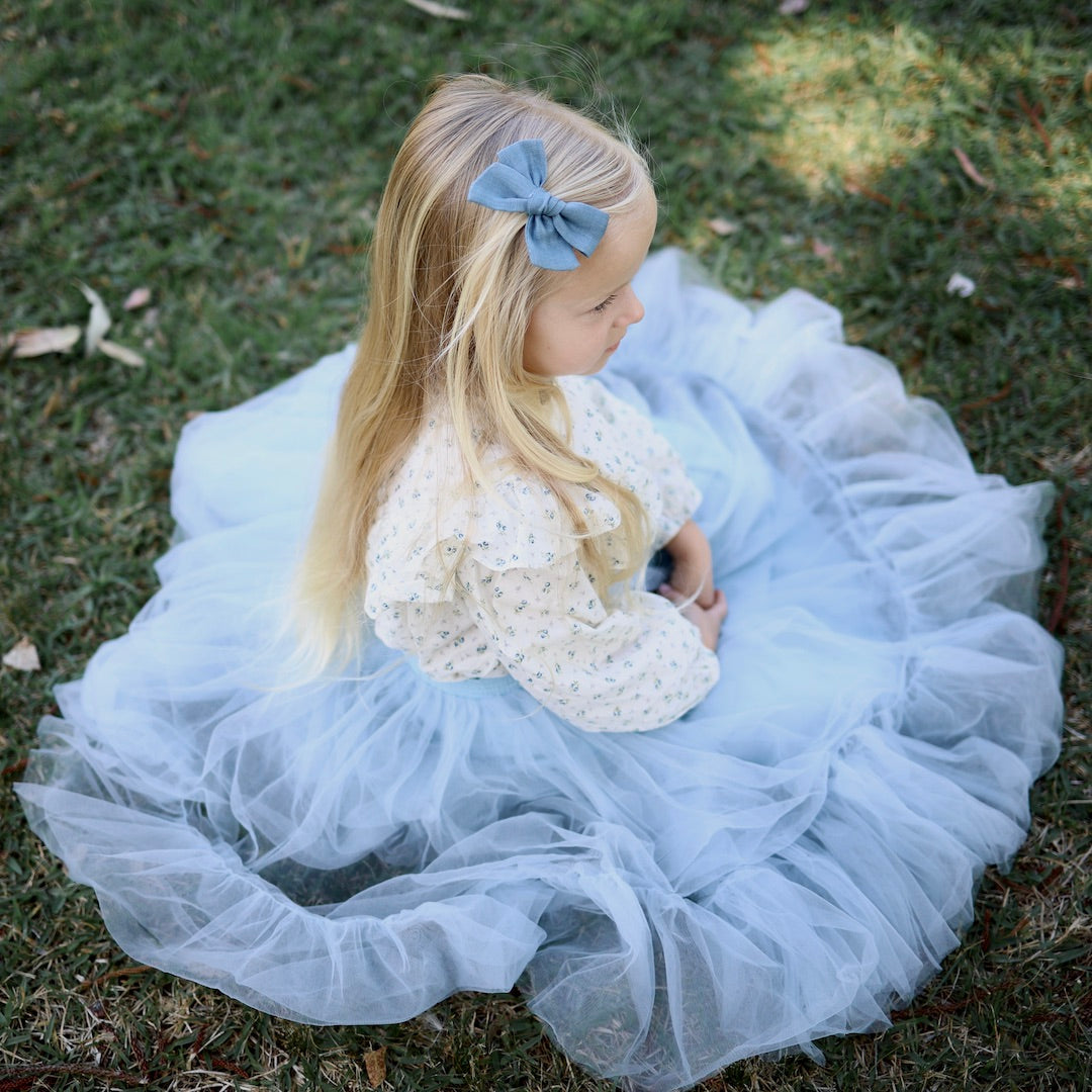 pinwheel bow hair clip - denim linen