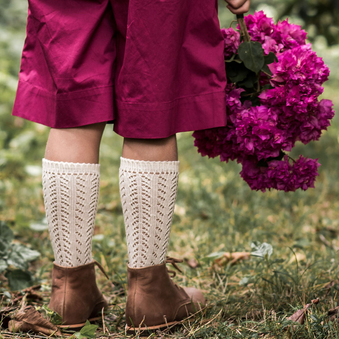 CHAI GIRLS KNEE-HIGH LACE SOCKS 