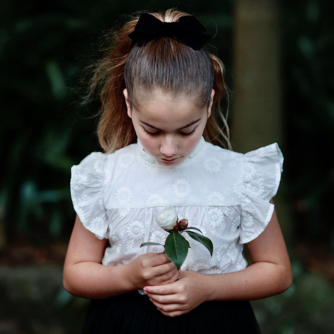 GIRLS VELVET HAIR BOW TO MATCH OUR BLACK TULLE TUTU